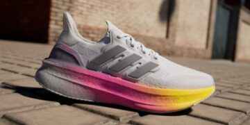 Gợi Ý Các Mẫu Giày Chính Hãng Tặng Người Thương Ngày 8/3