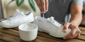 Bật Mí 10 Mẹo Giữ Giày Luôn Thơm: Bí Quyết Không Phải Ai Cũng Biết!