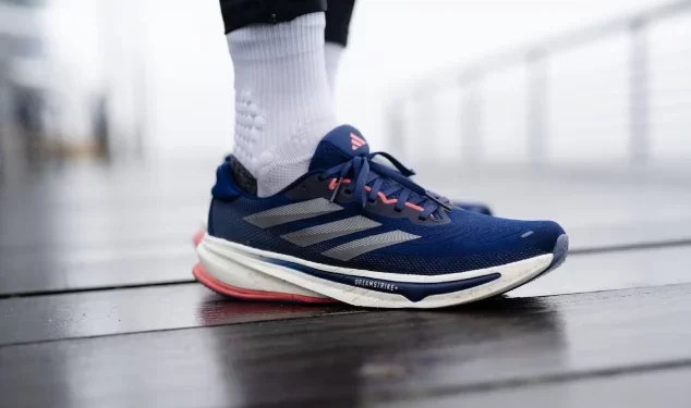 Top Những Đôi Giày Chạy Bộ Adidas Đáng Mua Nhất Năm Nay